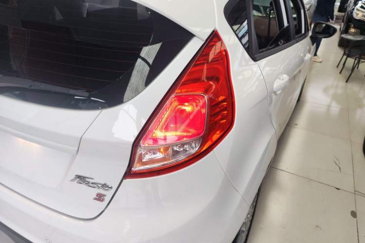 Used Ford Fiesta 2014 Hatchback 1.0 GTDi Automatic Dynamic Model Right Rear Taillight