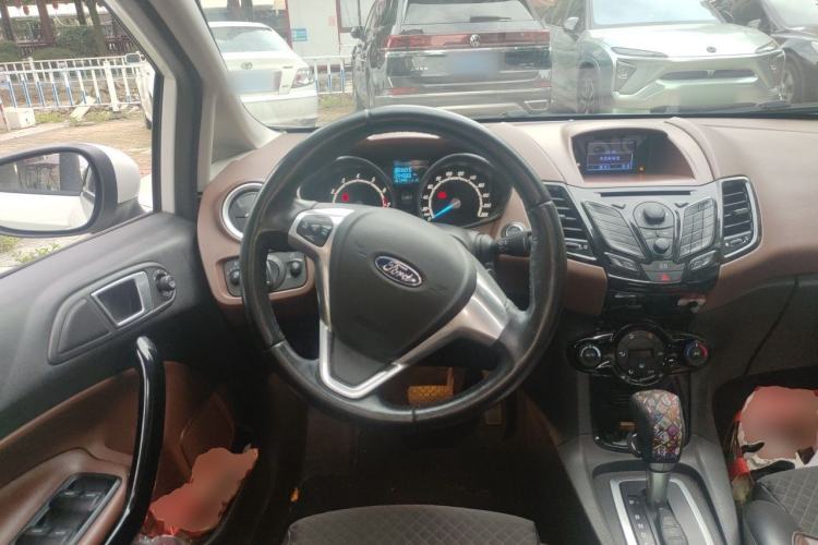 Used Ford Fiesta 2014 Hatchback 1.0 GTDi Automatic Dynamic Model Steering Wheel