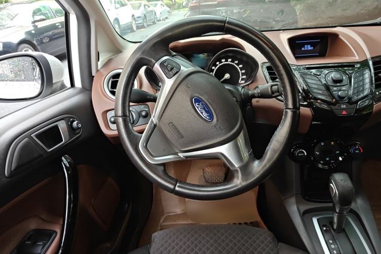 Used Ford Fiesta 2014 Hatchback 1.0 GTDi Automatic Dynamic Model Steering Wheel