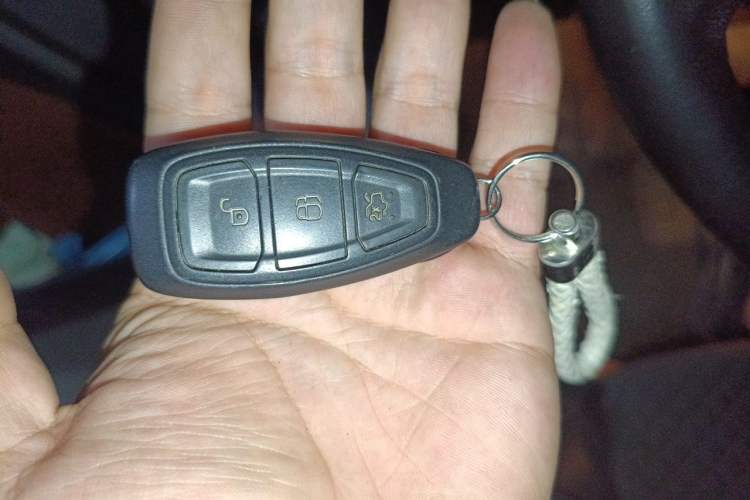 Used Ford Fiesta 2014 Hatchback 1.0 GTDi Automatic Dynamic Model Vehicle Key