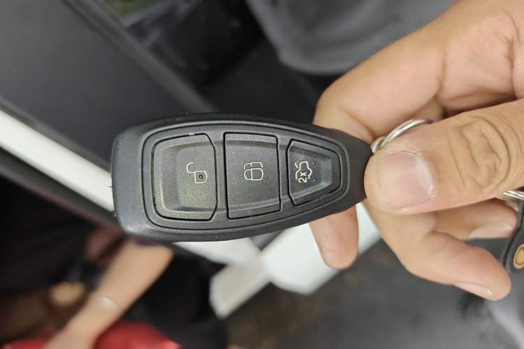 Used Ford Fiesta 2014 Hatchback 1.0 GTDi Automatic Dynamic Model Vehicle Key