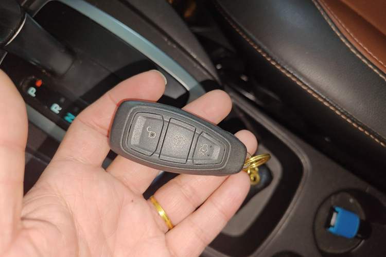 Used Ford Fiesta 2014 Hatchback 1.0 GTDi Automatic Dynamic Model Vehicle Key