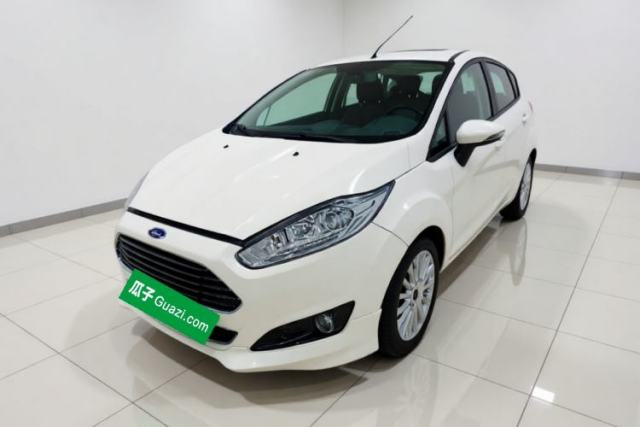 Ojetý Ford Fiesta 2014 Hatchback 1.0 GTDi Automatic Dynamic Model