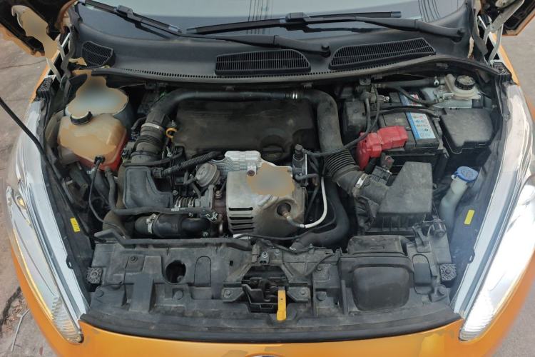 Used Ford Fiesta 2014 Hatchback 1.0 GTDi Automatic Dynamic Model Engine Bay