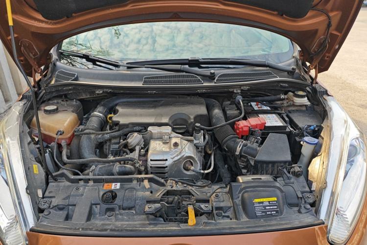 Used Ford Fiesta 2014 Hatchback 1.0 GTDi Automatic Dynamic Model Engine Bay