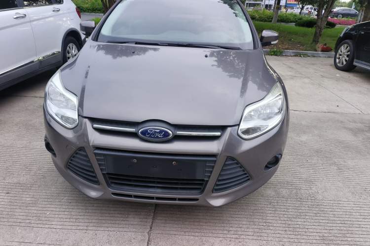 Used Ford Focus 2012 Sedan 1.6L Automatic Comfort Model Exterior 1