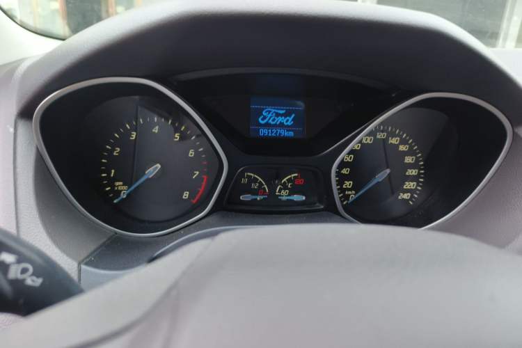 Used Ford Focus 2012 Sedan 1.6L Automatic Comfort Model Odometer Close Up