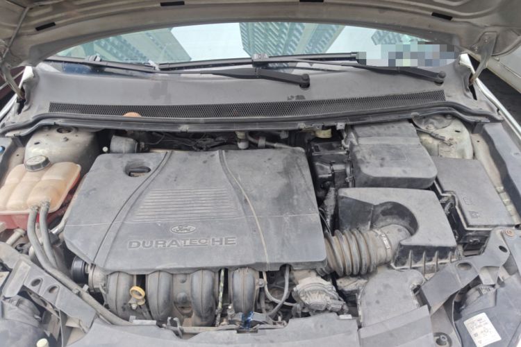 Used Ford Focus 2005 Sedan 1.8L Manual Classic Model Engine Bay Left
