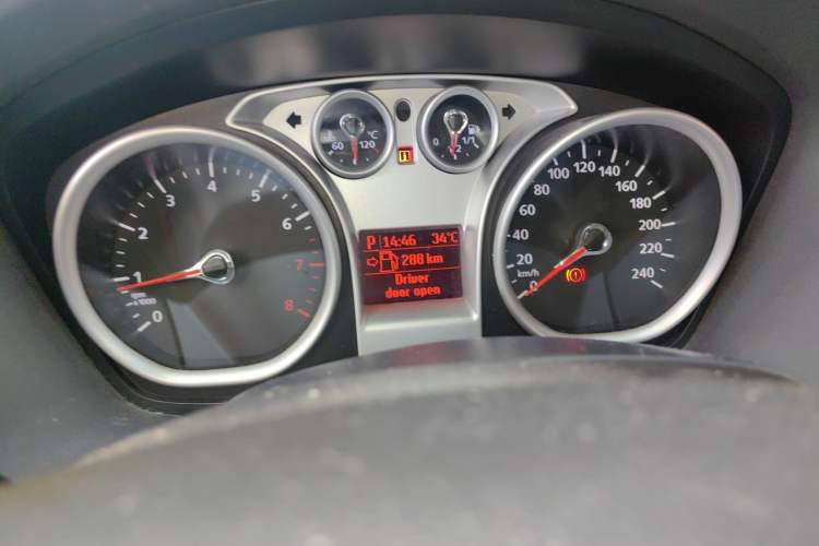 Used Ford Focus 2006 Hatchback 1.8L Automatic Fashion Edition Instrument Cluster