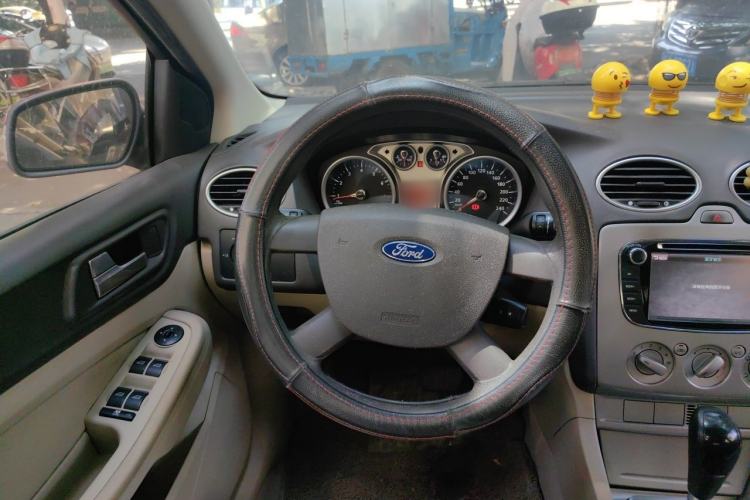 Used Ford Focus 2006 Hatchback 1.8L Automatic Fashion Edition Steering Wheel