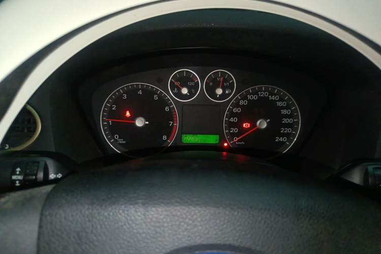 Used Ford Focus 2006 Hatchback 1.8L Automatic Fashion Edition Instrument Cluster
