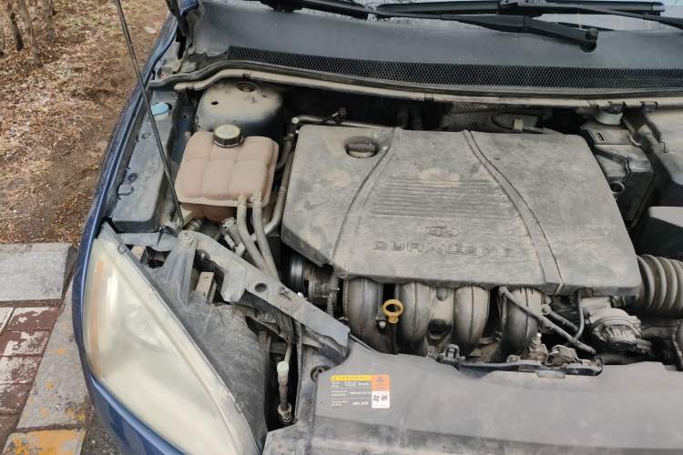 Used Ford Focus 2007 Hatchback 1.8L Automatic Fashion Edition Engine Bay Right