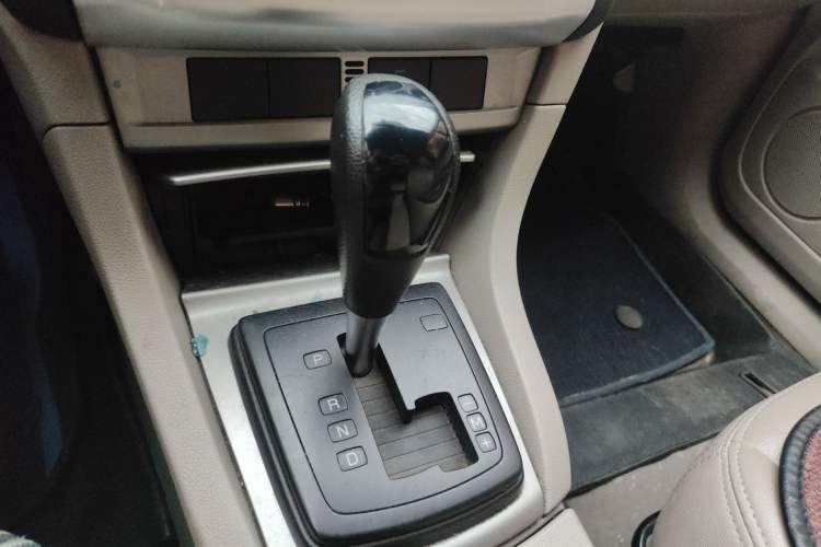 Used Ford Focus 2007 Hatchback 1.8L Automatic Fashion Edition Gear Lever