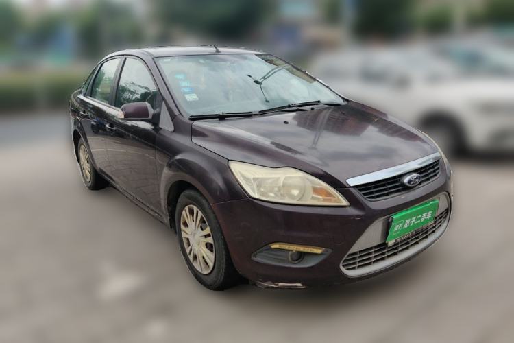 Used Ford Focus 2007 Sedan 1.8L Manual Comfort Model Front Right 45 Deg