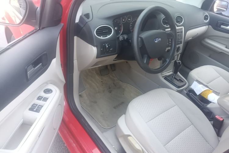 Used Ford Focus 2007 Sedan 1.8L Automatic Fashion Edition Driver Seat
