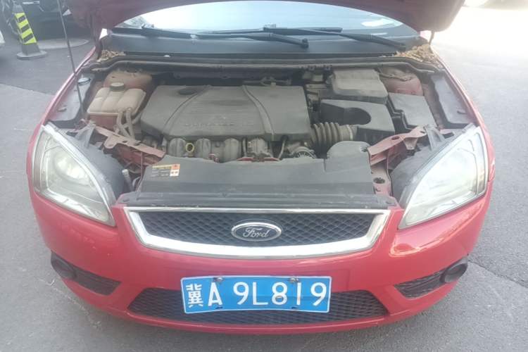 Used Ford Focus 2007 Sedan 1.8L Automatic Fashion Edition Engine Bay