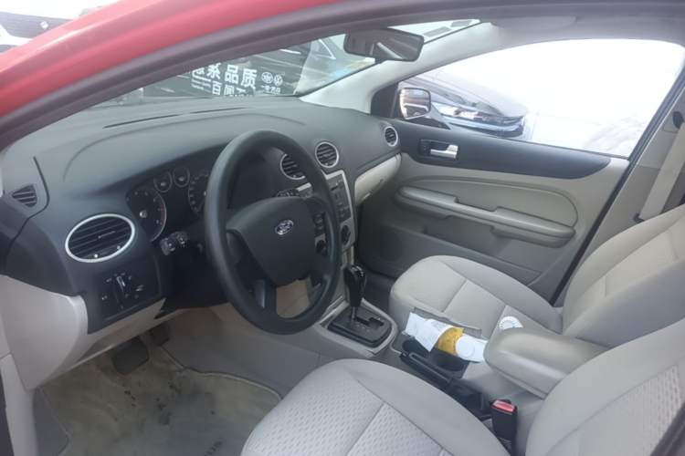 Used Ford Focus 2007 Sedan 1.8L Automatic Fashion Edition Instrument Cluster