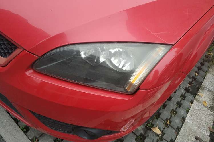 Used Ford Focus 2007 Hatchback 2.0L Manual Sport Edition Left Front Headlight