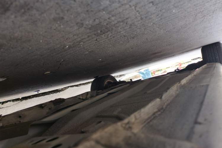 Used Ford Focus 2007 Sedan 1.8L Manual Comfort Model Chassis Front Right