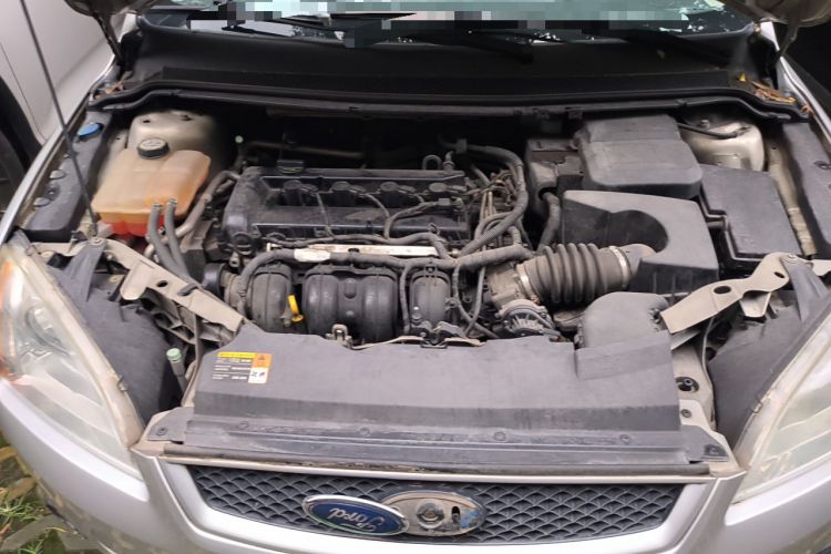 Used Ford Focus 2007 Sedan 1.8L Manual Comfort Model Engine Bay