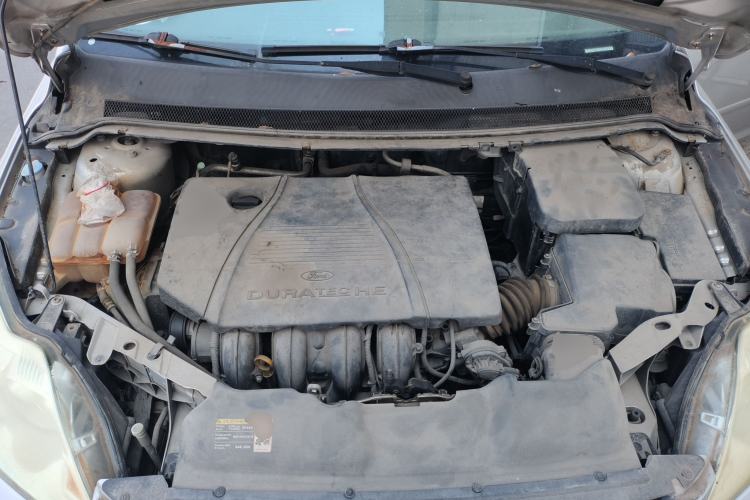 Used Ford Focus 2007 Sedan 1.8L Manual Comfort Model Engine Bay