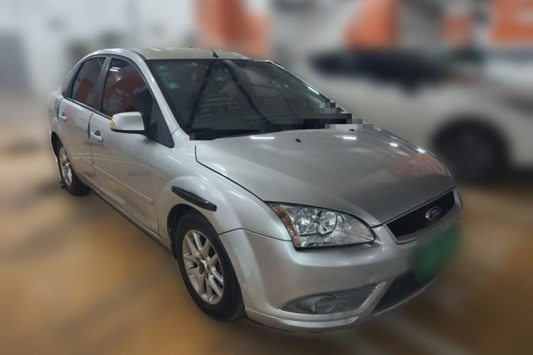 Used Ford Focus 2007 Sedan 1.8L Manual Comfort Model Front Right 45 Deg