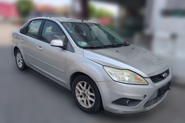 Used Ford Focus 2007 Sedan 1.8L Manual Comfort Model Front Right 45 Deg