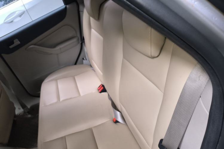 Used Ford Focus 2007 Sedan 1.8L Manual Comfort Model Left Rear Seat