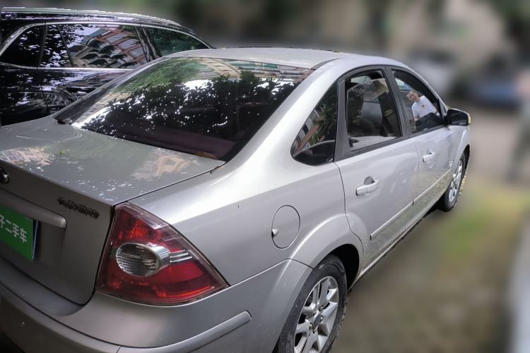 Used Ford Focus 2007 Sedan 1.8L Manual Comfort Model Rear Right 45 Deg