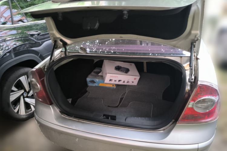 Used Ford Focus 2007 Sedan 1.8L Manual Comfort Model Trunk