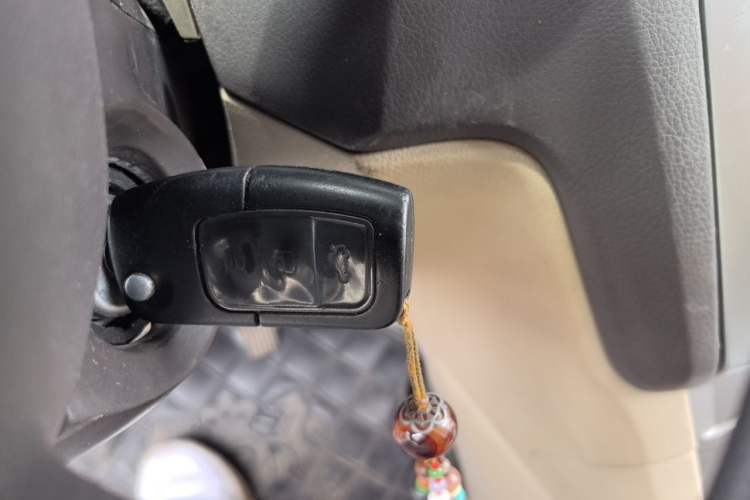 Used Ford Focus 2007 Sedan 1.8L Manual Comfort Model Vehicle Key
