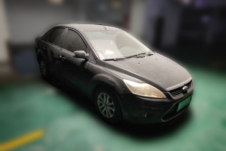 Used Ford Focus 2009 Sedan 1.8L Automatic Fashion Edition Front Right 45 Deg