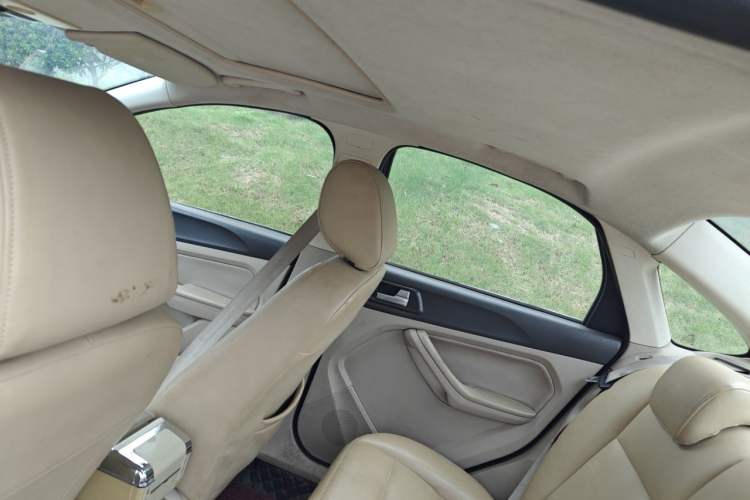 Used Ford Focus 2009 Hatchback 1.8L Manual Comfort Model Headliner