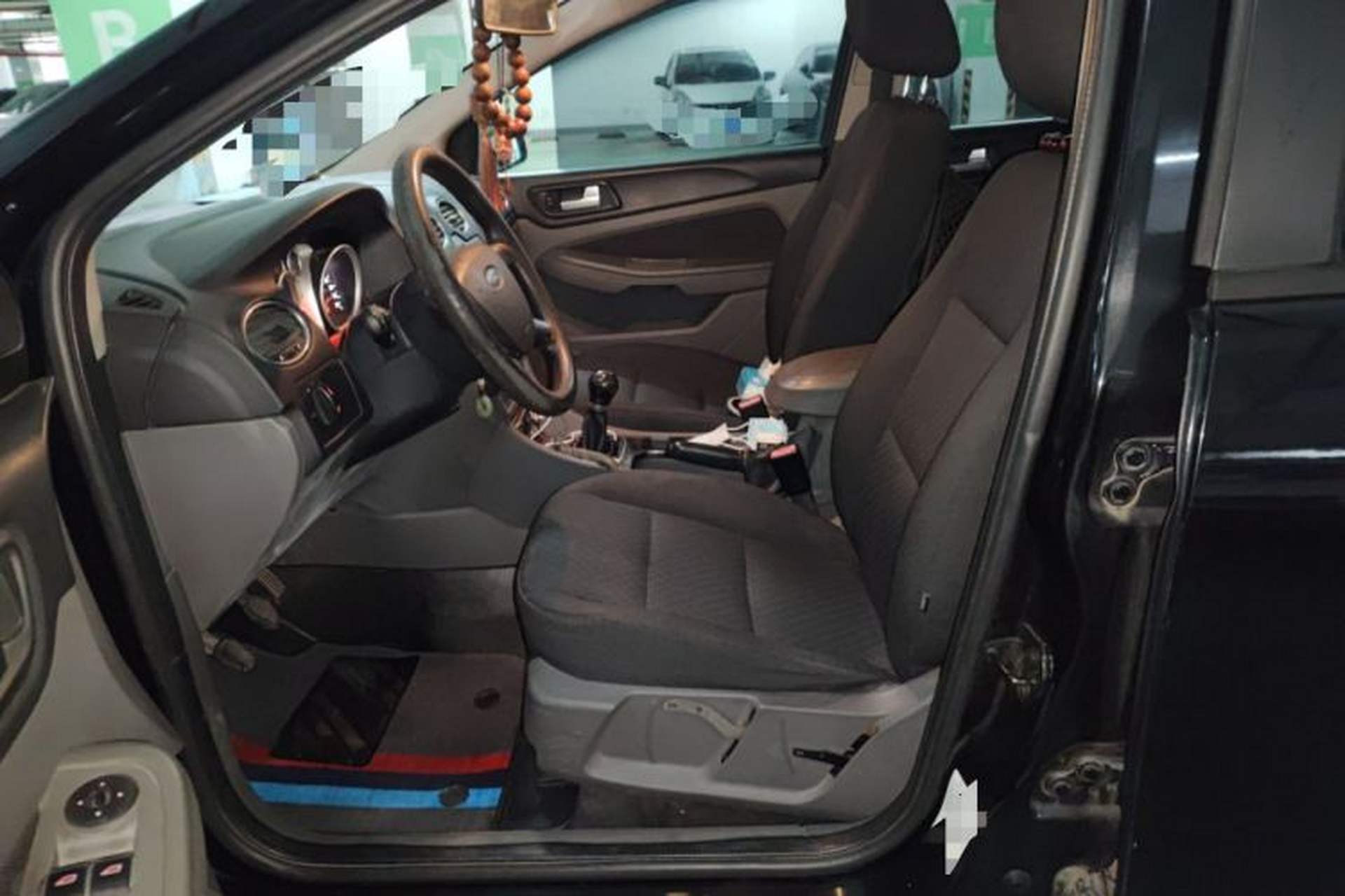 Used Ford Focus 2009 Hatchback 1.8L Manual Comfort Model Left Front Seat