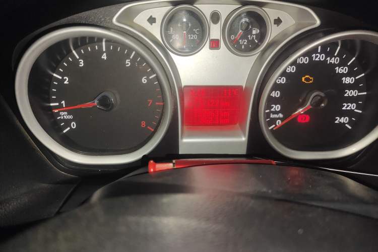 Used Ford Focus 2009 Hatchback 1.8L Manual Comfort Model Odometer Close Up