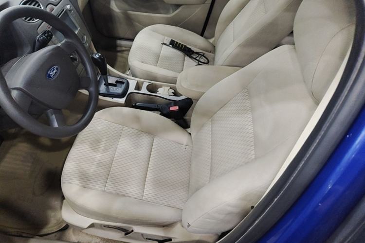 Used Ford Focus 2009 Hatchback 1.8L Automatic Fashion Edition Driver Seat