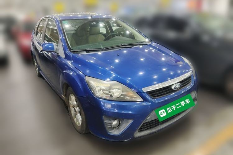 Used Ford Focus 2009 Hatchback 1.8L Automatic Fashion Edition Front Right 45 Deg
