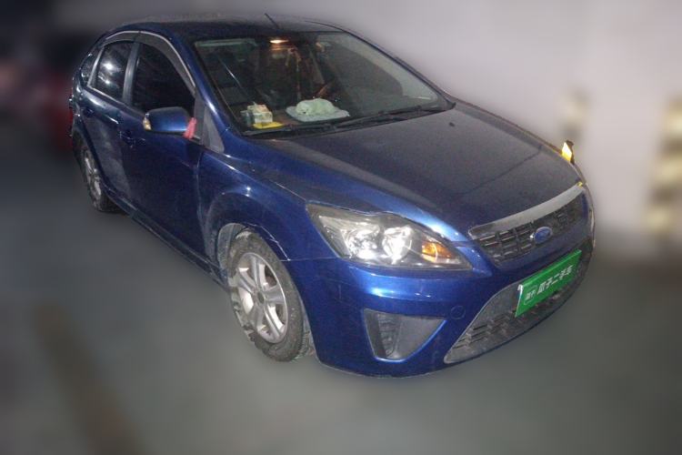 Used Ford Focus 2009 Hatchback 1.8L Manual Comfort Model Front Right 45 Deg