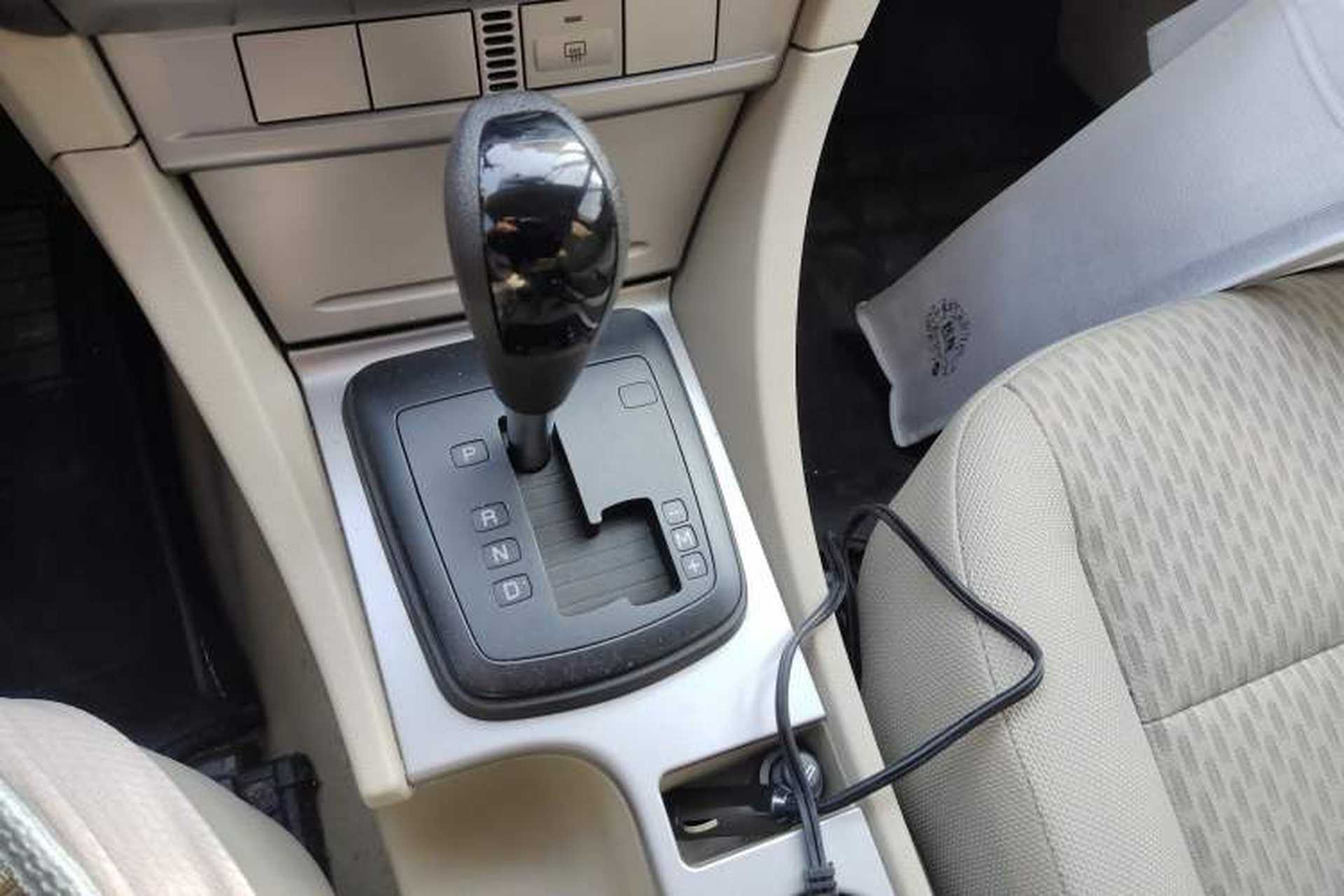 Used Ford Focus 2009 Hatchback 1.8L Automatic Fashion Edition Gear Lever