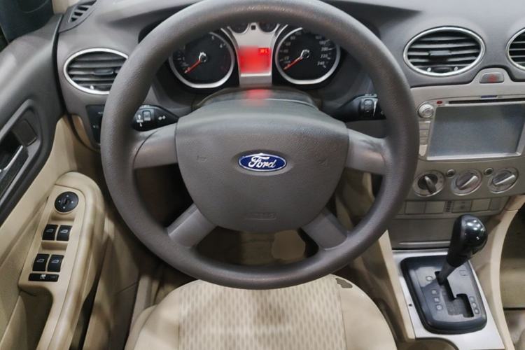 Used Ford Focus 2009 Hatchback 1.8L Automatic Fashion Edition Steering Wheel