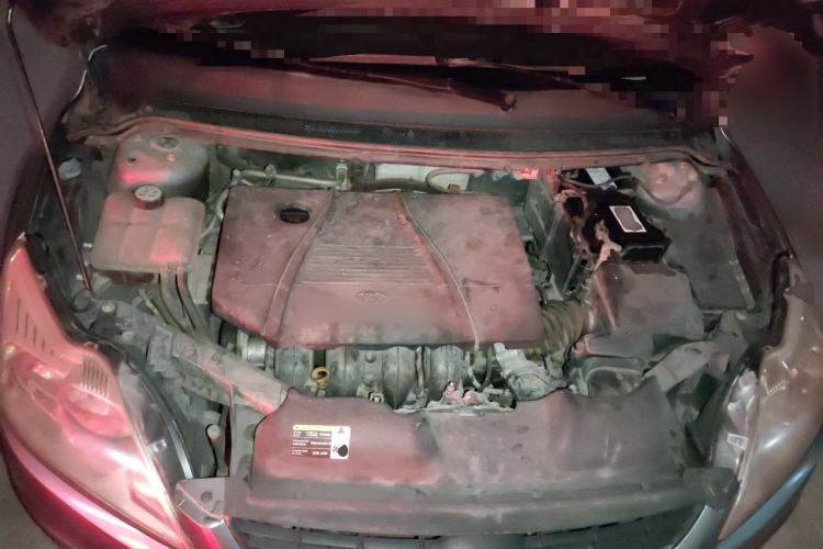 Used Ford Focus 2009 Sedan 1.8L Automatic Fashion Edition Engine Bay