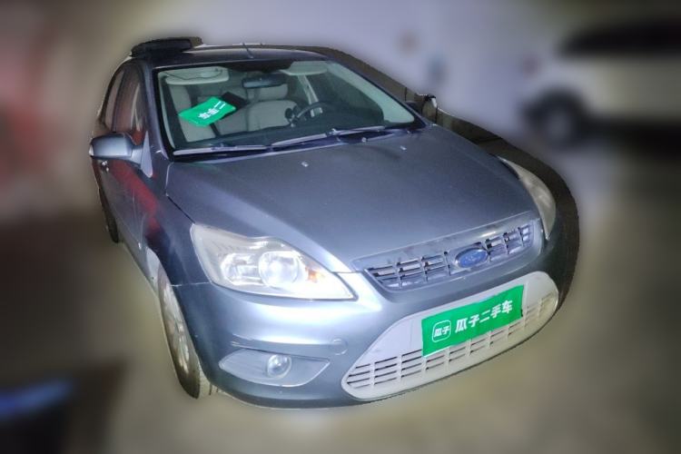 Used Ford Focus 2009 Sedan 1.8L Automatic Fashion Edition Front Right 45 Deg