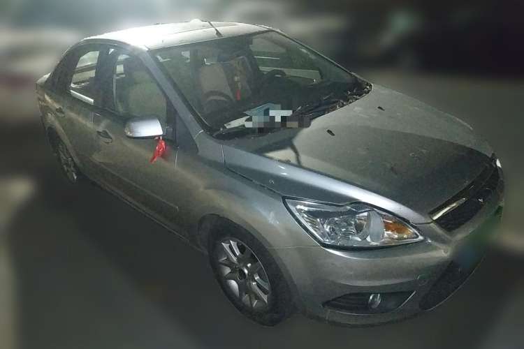 Used Ford Focus 2009 Sedan 1.8L Automatic Fashion Edition Front Right 45 Deg