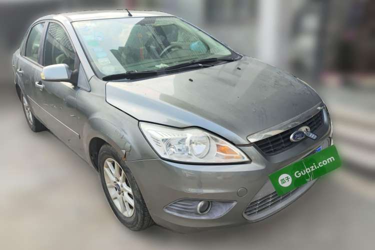 Used Ford Focus 2009 Sedan 1.8L Automatic Fashion Edition Front Right 45 Deg