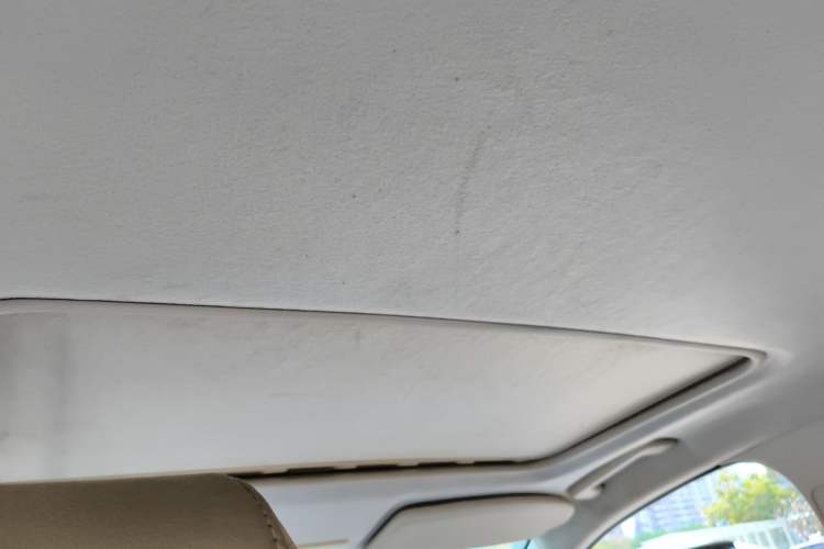 Used Ford Focus 2009 Sedan 1.8L Automatic Fashion Edition Headliner