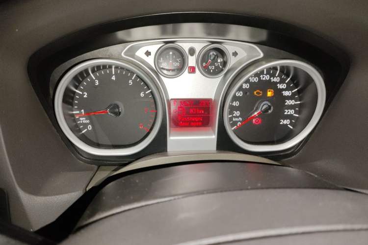 Used Ford Focus 2009 Sedan 1.8L Automatic Fashion Edition Instrument Cluster