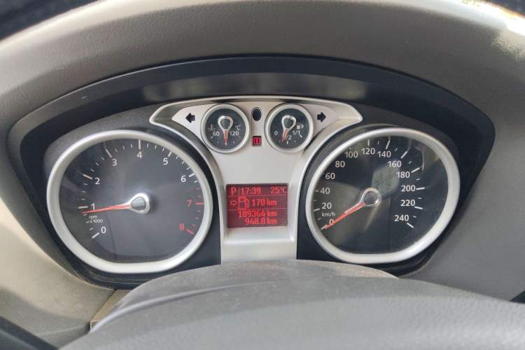 Used Ford Focus 2009 Sedan 1.8L Automatic Fashion Edition Instrument Cluster