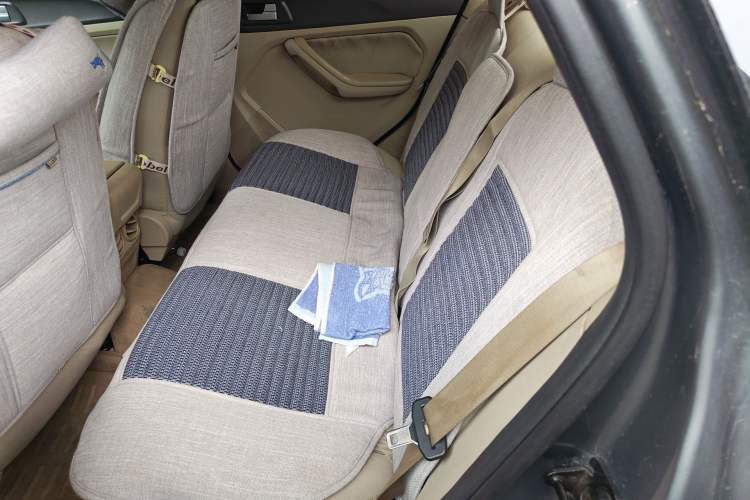 Used Ford Focus 2009 Sedan 1.8L Automatic Fashion Edition Left Rear Seat