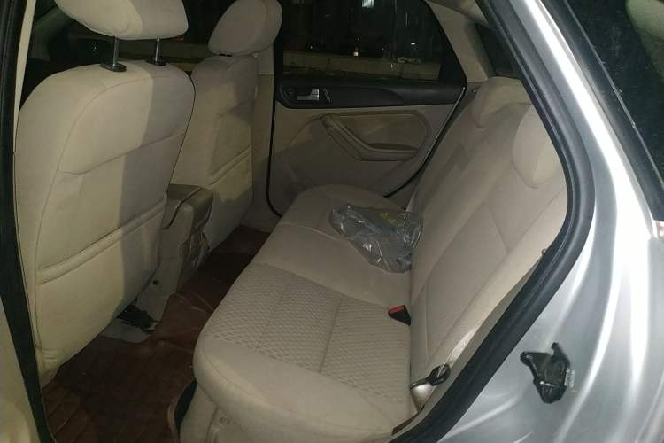 Used Ford Focus 2009 Sedan 1.8L Automatic Fashion Edition Left Rear Seat