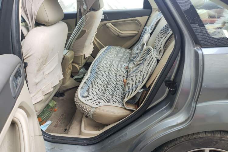 Used Ford Focus 2009 Sedan 1.8L Automatic Fashion Edition Left Rear Seat